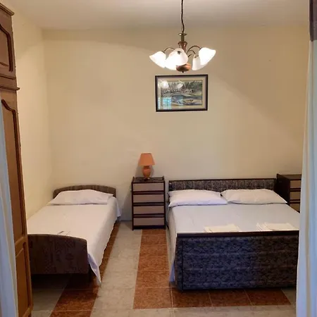 Ata Apartahotel