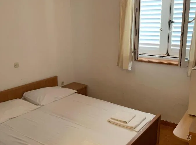 Lägenhetshotell Ata Ražanac